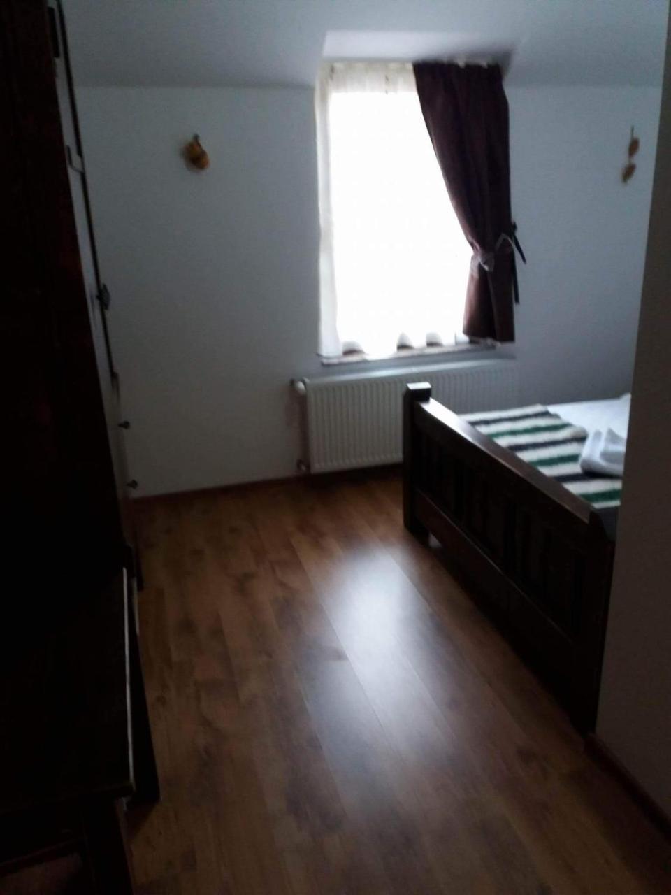 Hanul Tentea Săcel Esterno foto