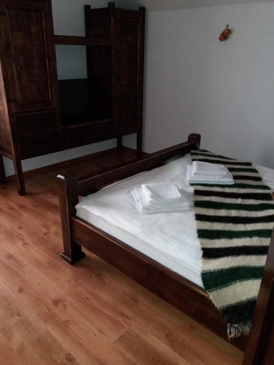 Hanul Tentea Săcel Esterno foto